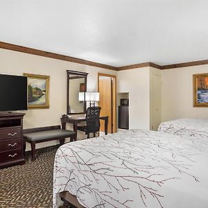 Queen Room Two Queen Beds Bath Tub Disability Access or Non-Smoking
